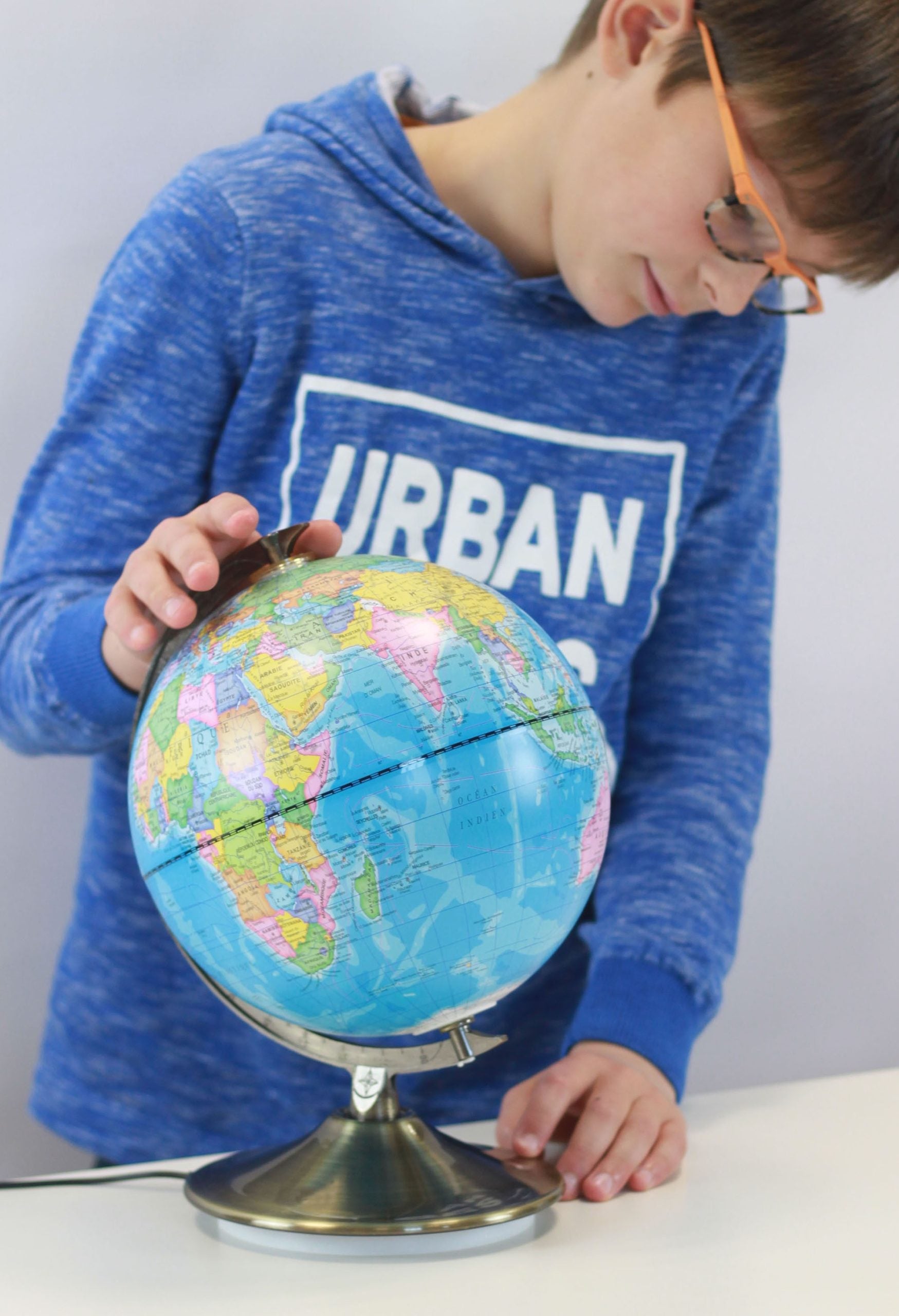 BUKI | Υδρόγειος Φως