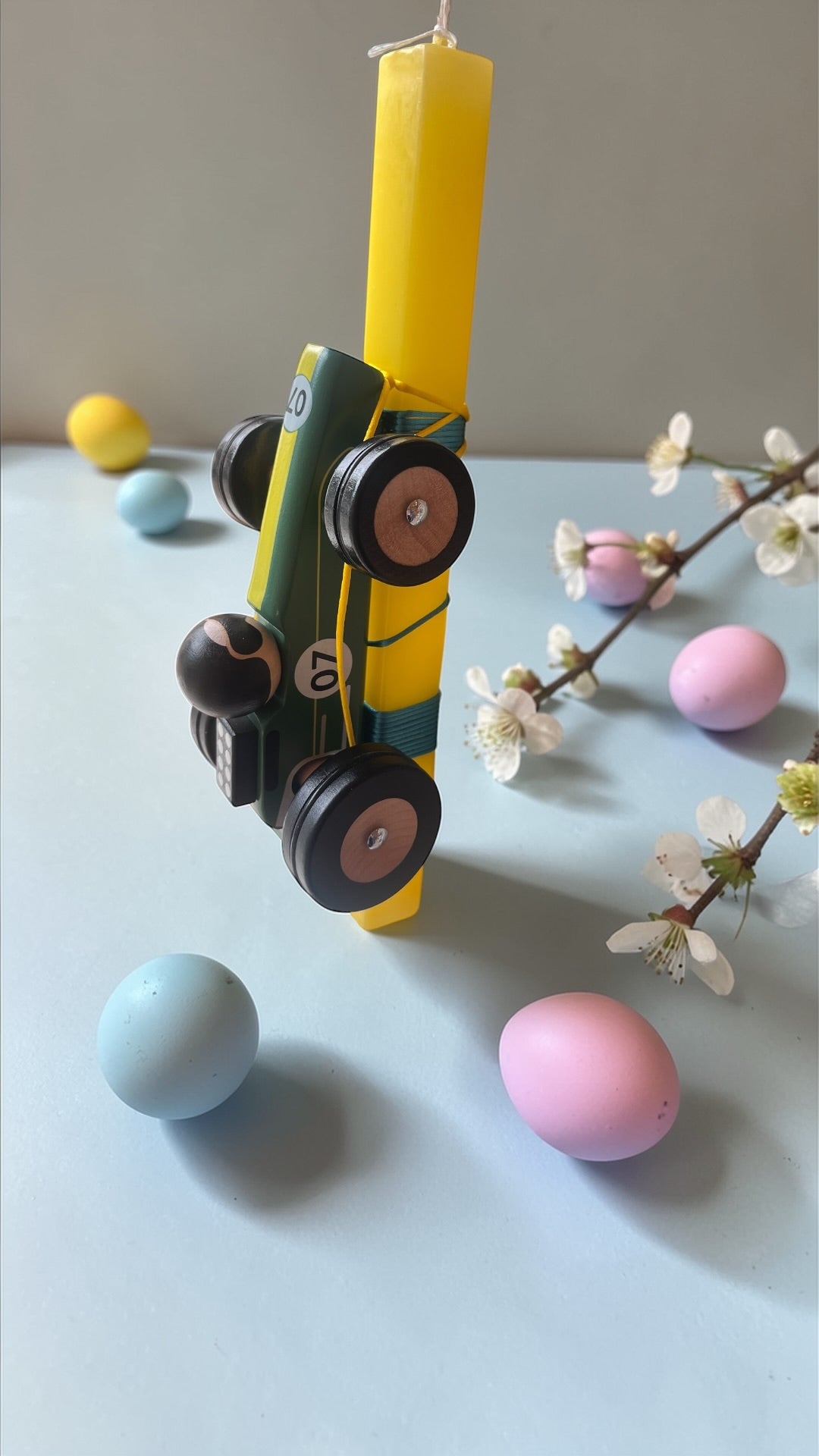 Handmade Easter Candle with Wodden Car Toy Green
