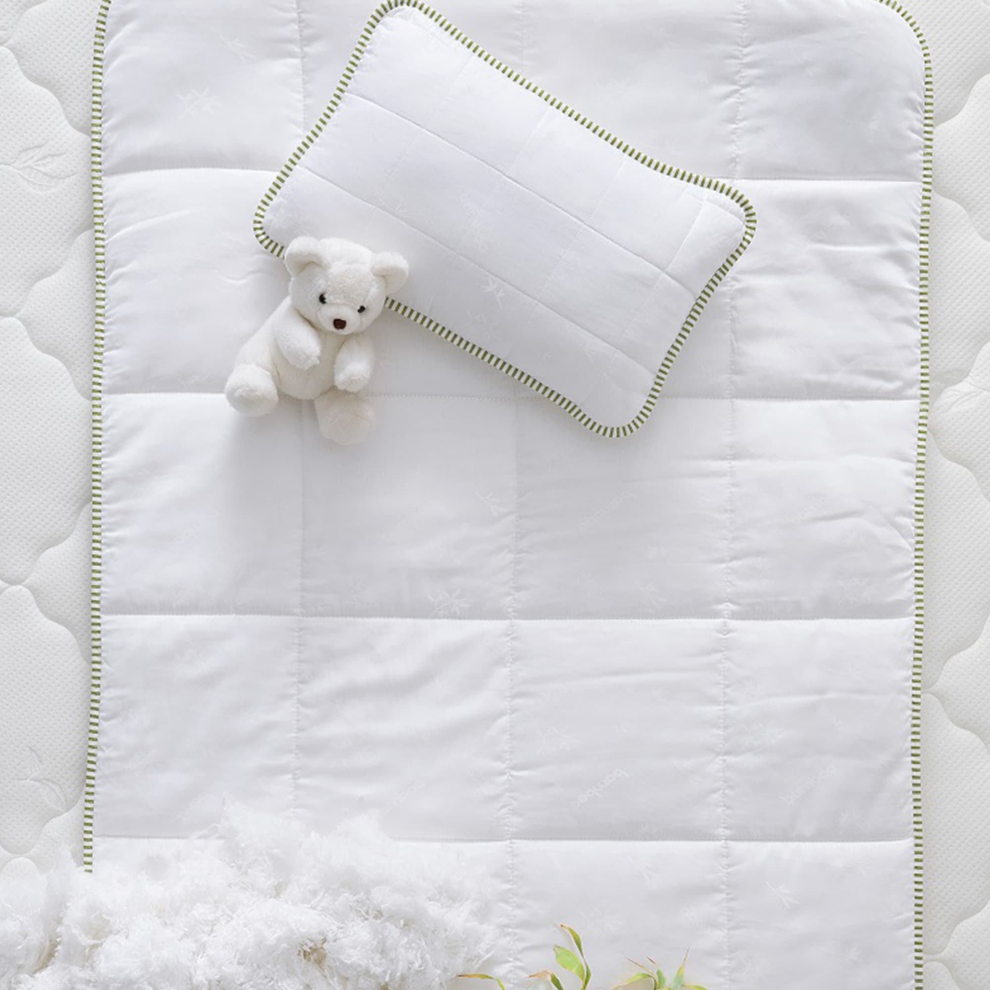 Hibboux | Comforter and Pillow Set Greeny
