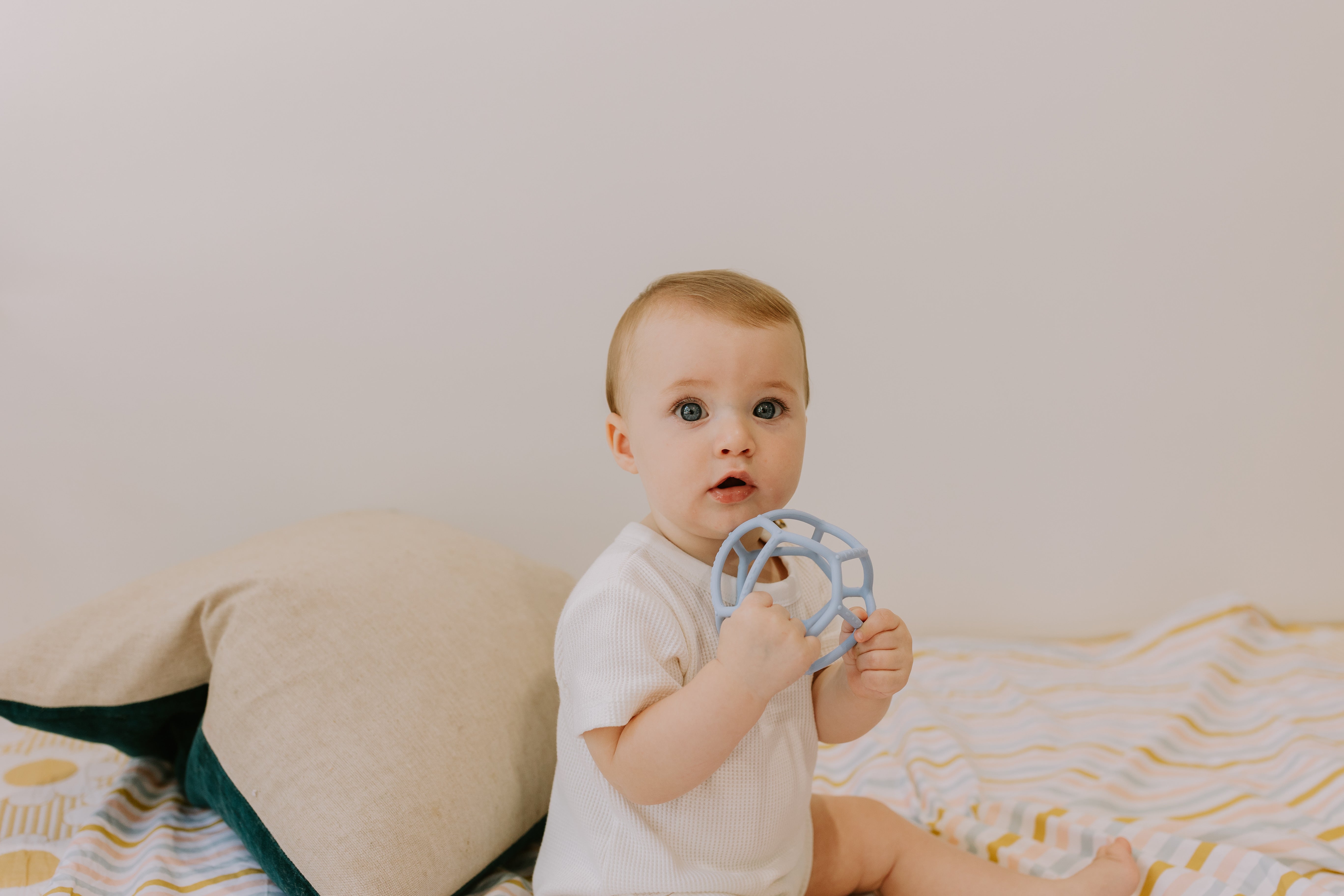 Jellystone Designs | Teething Ball Blue
