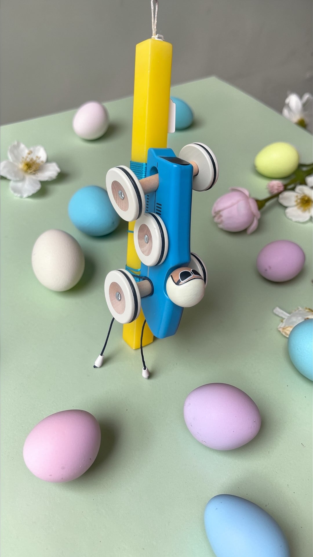 Handmade Easter Candle with Wodden Car Toy Blue